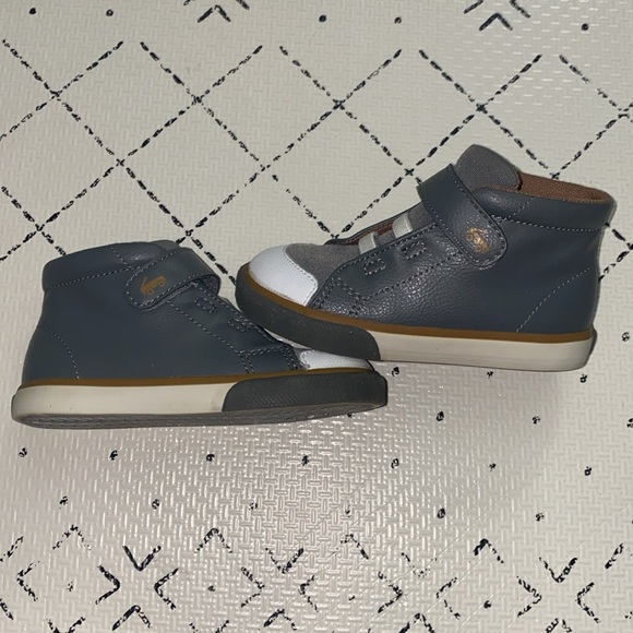 See Kai Run high top sneaker - Picture 5 of 8